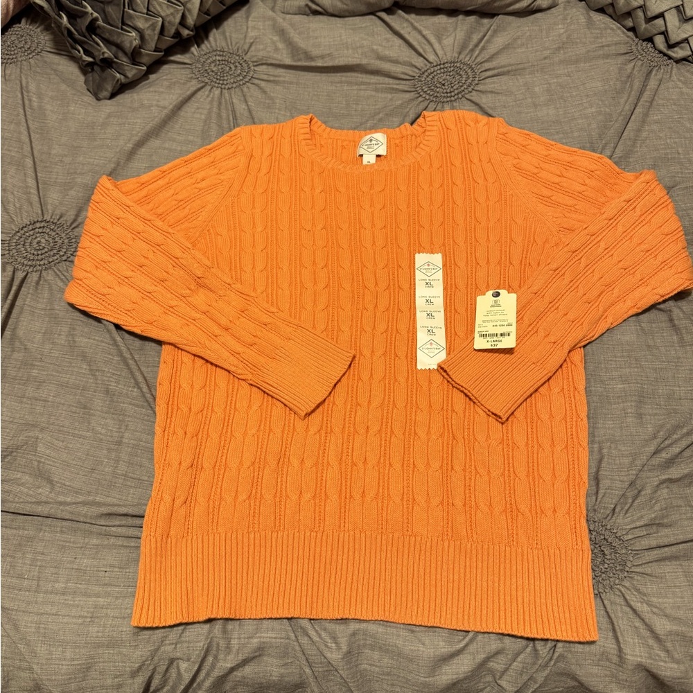 Long sleeve crew sweater